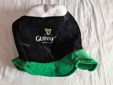 Photo of free St.Patricks day/Irish Guinness hats (Spinningfields M3) #2