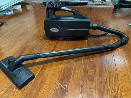 Photo of free Portable Oreck Vacuum (Upper NW DC/Tenley vicinity) #2