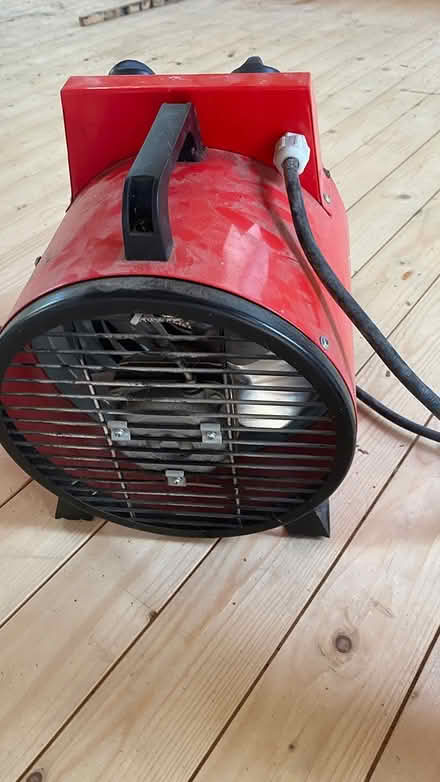 Photo of free Space heater (Mill Lane crowborough TN6) #2