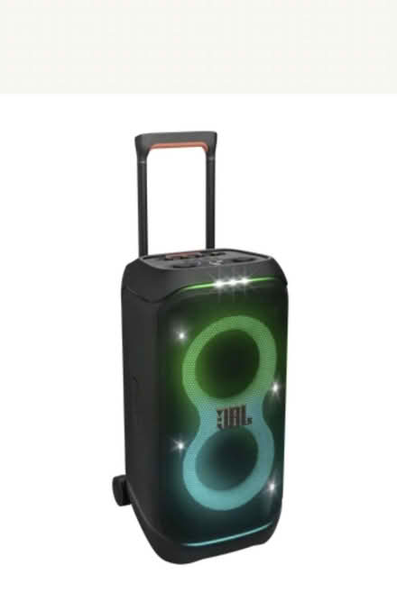 Photo of Bluetooth speaker (Greenwich SE28) #1