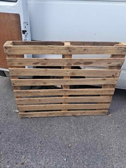 Photo of free Hardcore and single pallet (Lower Green TN2) #2