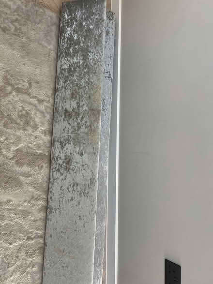 Photo of free Single velvet bed frame (East barnet) #2
