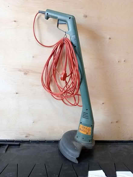 Photo of free Strimmer (mains powered) (Kidlington OX5) #1