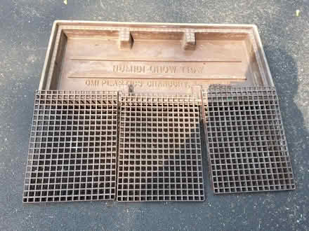 Photo of free HUMIDI-GROW Tray for Orchards (Irondequoit near zoo.) #2