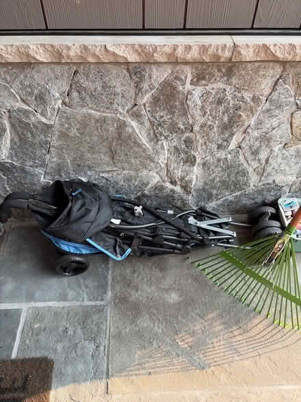 Photo of free Fold up umbrella stroller (Bethesda) #1