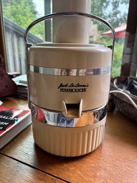 Photo of free Juicer. Jack Lalanne Power Juicer (Dufferin/Dupont) #1
