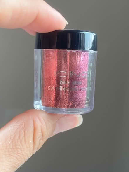 Photo of free Icing Body Glitter Set (Arlington, VA) #2
