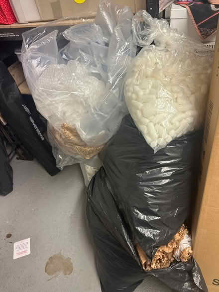 Photo of free Boxes and wrapping (LS29 ilkley) #1