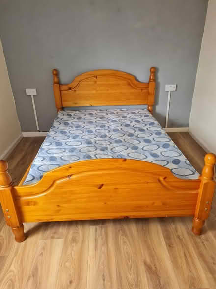 Photo of free Double bed (CO28DJ colchester) #1