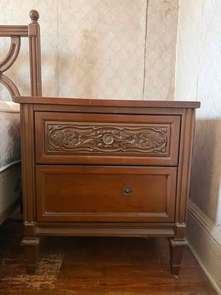 Photo of free Bedroom set (Jersey city western slope) #2