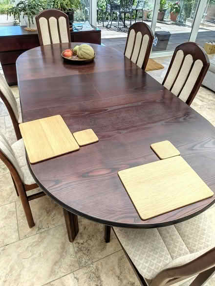 Photo of free Expanding dining table (EN2 6ey) #2