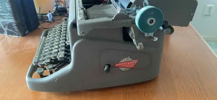Photo of free Antique typewriter (Near Square One) #3