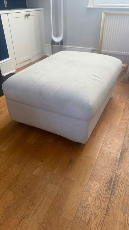 Photo of free Storage ottoman (Greenwich SE10) #1