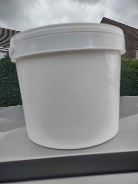 Photo of free Empty tubs (Broadstone) #1