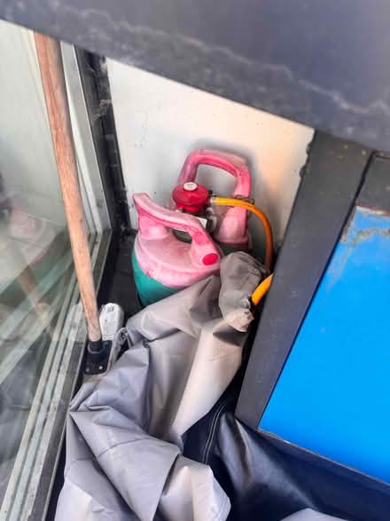Photo of free Gas burner bbq with empty gas drum (Camden NW1) #3