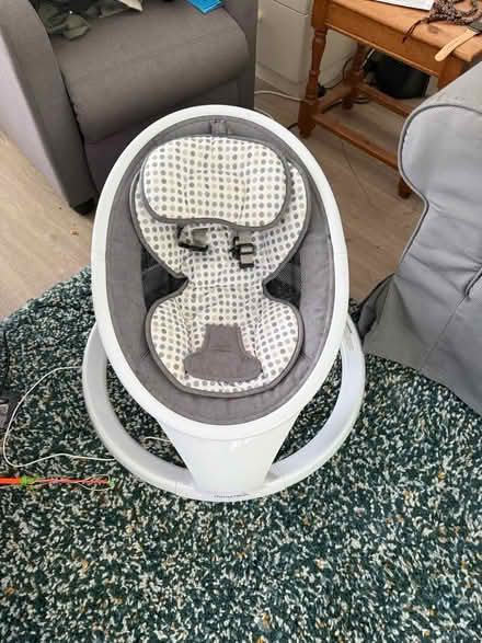 Photo of free Munchkin baby rocker and swing (Sydenham SE26) #1