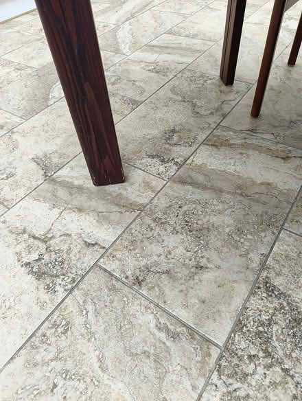 Photo of free Expanding dining table (EN2 6ey) #3