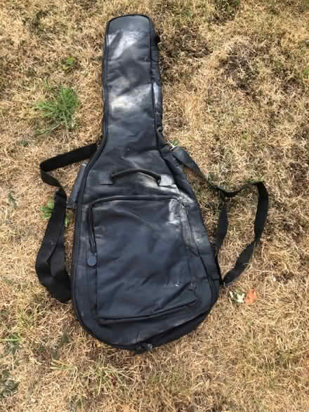 Photo of free Padded Guitar Bag (Elkstone GL53) #1
