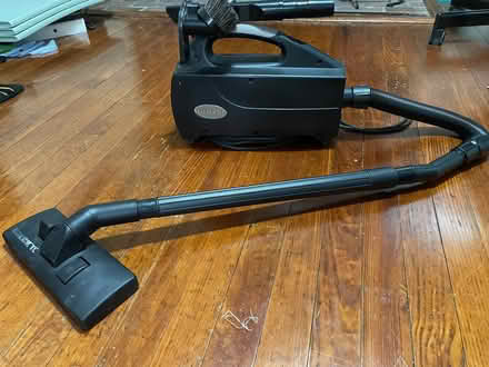 Photo of free Portable Oreck Vacuum (Upper NW DC/Tenley vicinity) #1