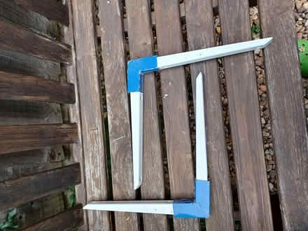 Photo of free Wickes shelf brackets (Belper Town centre) #1