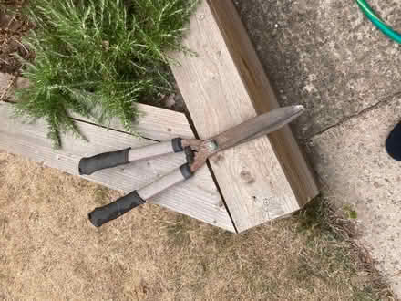 Photo of free Hand Held Shears (Hanwood Bank SY5) #1