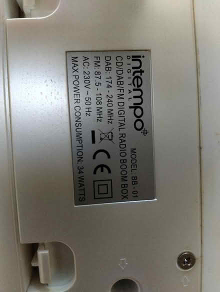 Photo of free CD player and DAB/FM radio (Golden Triangle NR2) #4