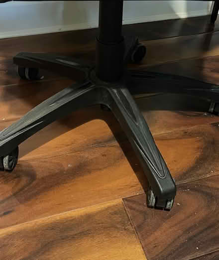 Photo of free Corsair gaming chair (Newbridge. Co kildade) #4