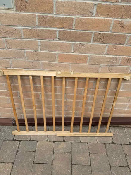 Photo of free Baby gate (Springbrook Cres, Oakville) #2