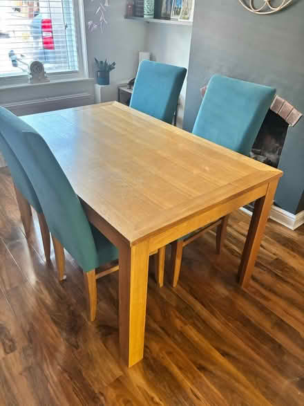 Photo of free Oak veneer dining table (Camberley GU15) #1