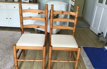 Photo of free 2 dining room chairs (Ox29) #1