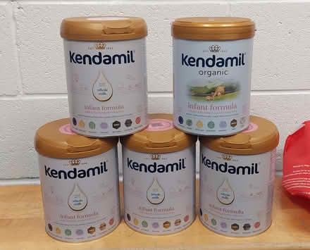 Photo of free 5 Formula Canisters (Animals) (Upper East Side) #1