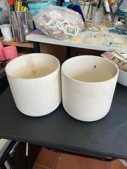Photo of free Ceramic Pots (RG30 Tilehurst) #1