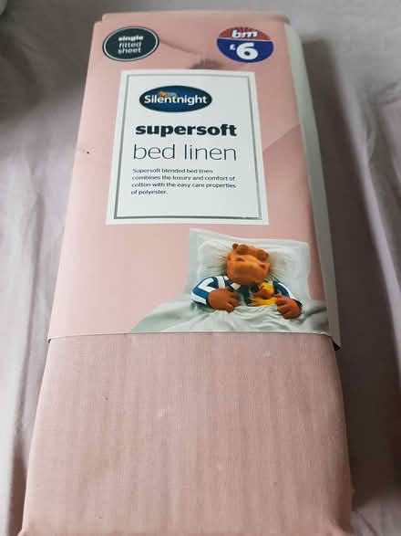Photo of free Single size bed sheet (Ormskirk L39) #1