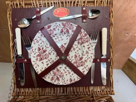 Photo of free Wicker picnic hamper (South Tonbridge TN9) #3