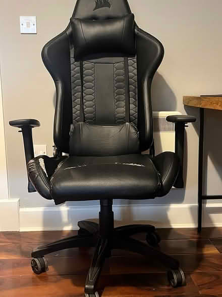 Photo of free Corsair gaming chair (Newbridge. Co kildade) #1
