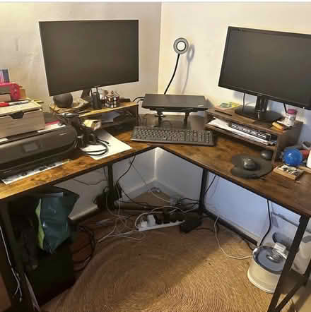 Photo of free Desk (Folly hill GU9) #1