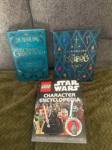 Photo of free Books JK Rowling & Star Wars (Milton OX14) #1