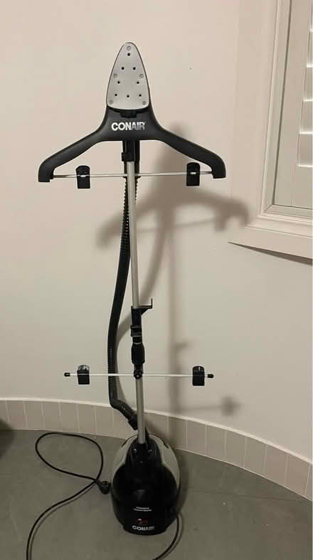 Photo of free Garment Steamer ”Conair” (Abbotsford 2046) #1