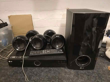 Photo of free LG 5.1 Surround Sound System (Phippsville NN1) #1