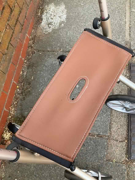 Photo of free Four wheel walker with seat (Hampton Hill TW11) #4
