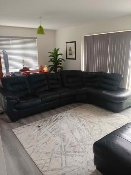 Photo of free corner sofa (3 pieces) (Marshland St James PE14) #4