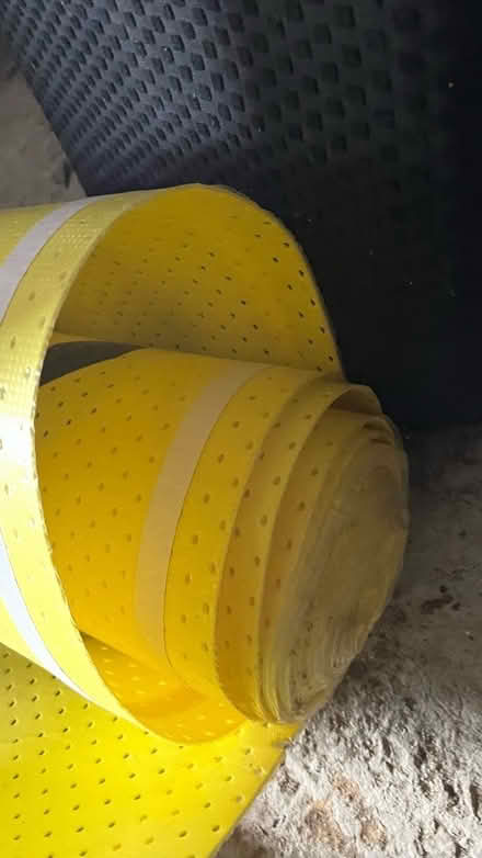 Photo of free Plataforma underlay (Devizes SN10) #2