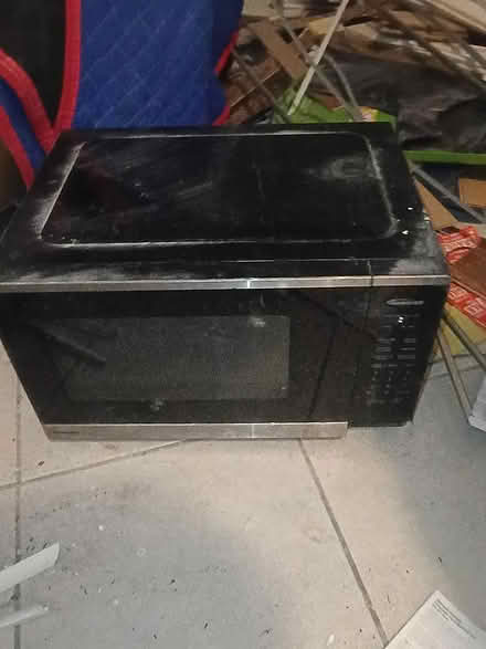 Photo of free Microwave, missing button (Carrollwood) #1
