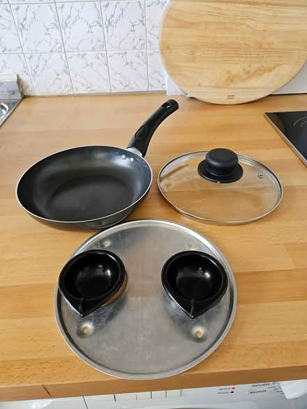 Photo of free Egg poaching pan (Colinton EH13) #3