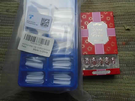Photo of free Fake nails (692 Tweedsmuir Avenue) #1