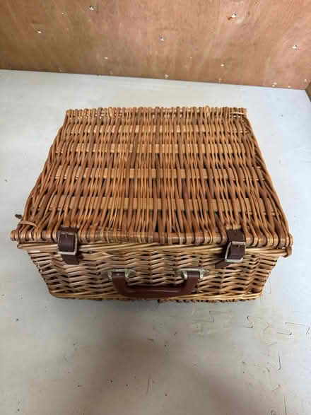 Photo of free Wicker picnic hamper (South Tonbridge TN9) #1