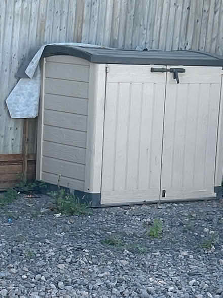 Photo of garden storage box (Headcorn tn27) #1