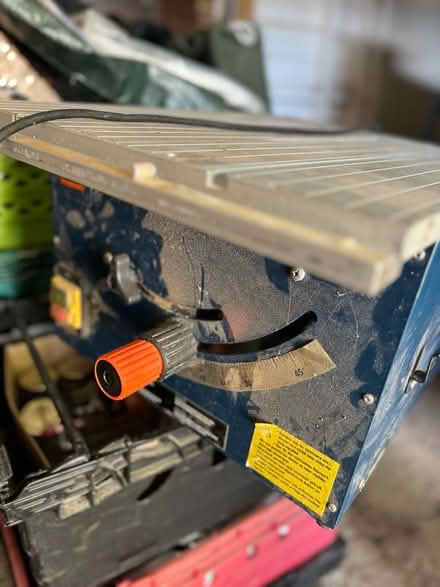 Photo of free Table saw ‘spares or repairs’ (Devizes SN10) #2