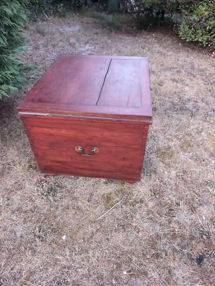 Photo of free Coffee Table /storage /toy box (Ardingly RH17) #2