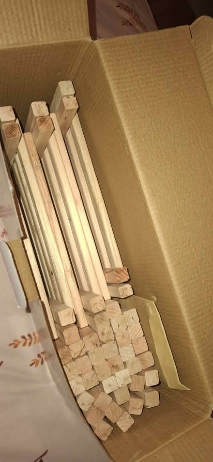 Photo of free DIY Wooden Flower Rack (Shankill) #3